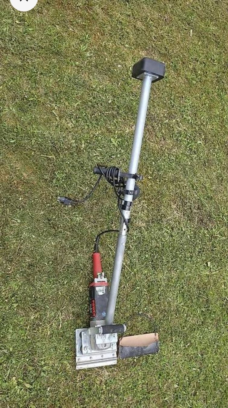 Tutti gli attrezzi: Einscheibenmaschine & Teppich/Bodenbelagsentferner – Usato da Nürensdorf venduto da Merc.2017 2