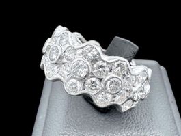 Diamanten 3.7c Ring (Alliance-Stil) Pt850 Grösse 49 *S2144