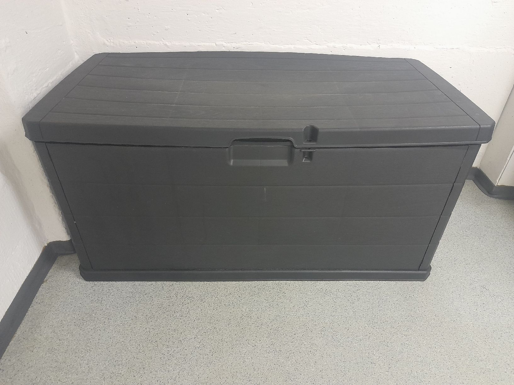 Box contenitori: kissenbox – Usato da Glattbrugg venduto da B_B