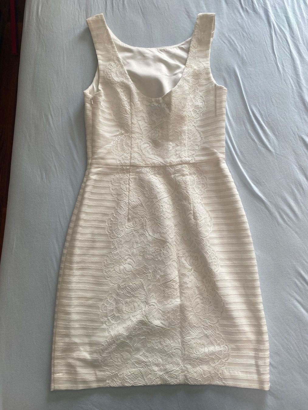 Vestiti: Forever New dress – Usato da Zürich venduto da Yuece 1