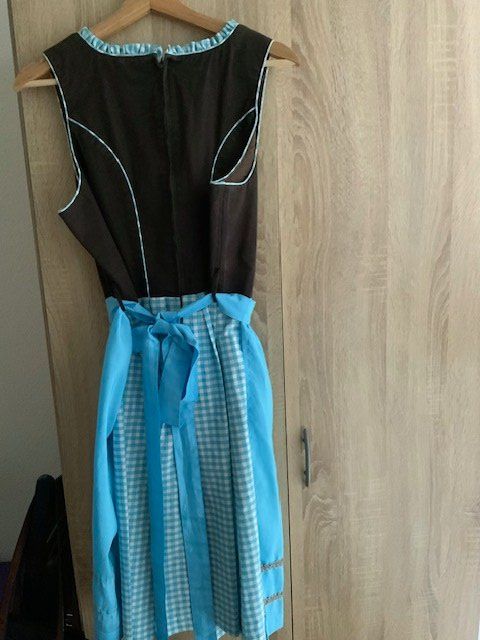Robes: Süsses Dirndlkleid – D'occasion à Schübelbach par S1CH 2