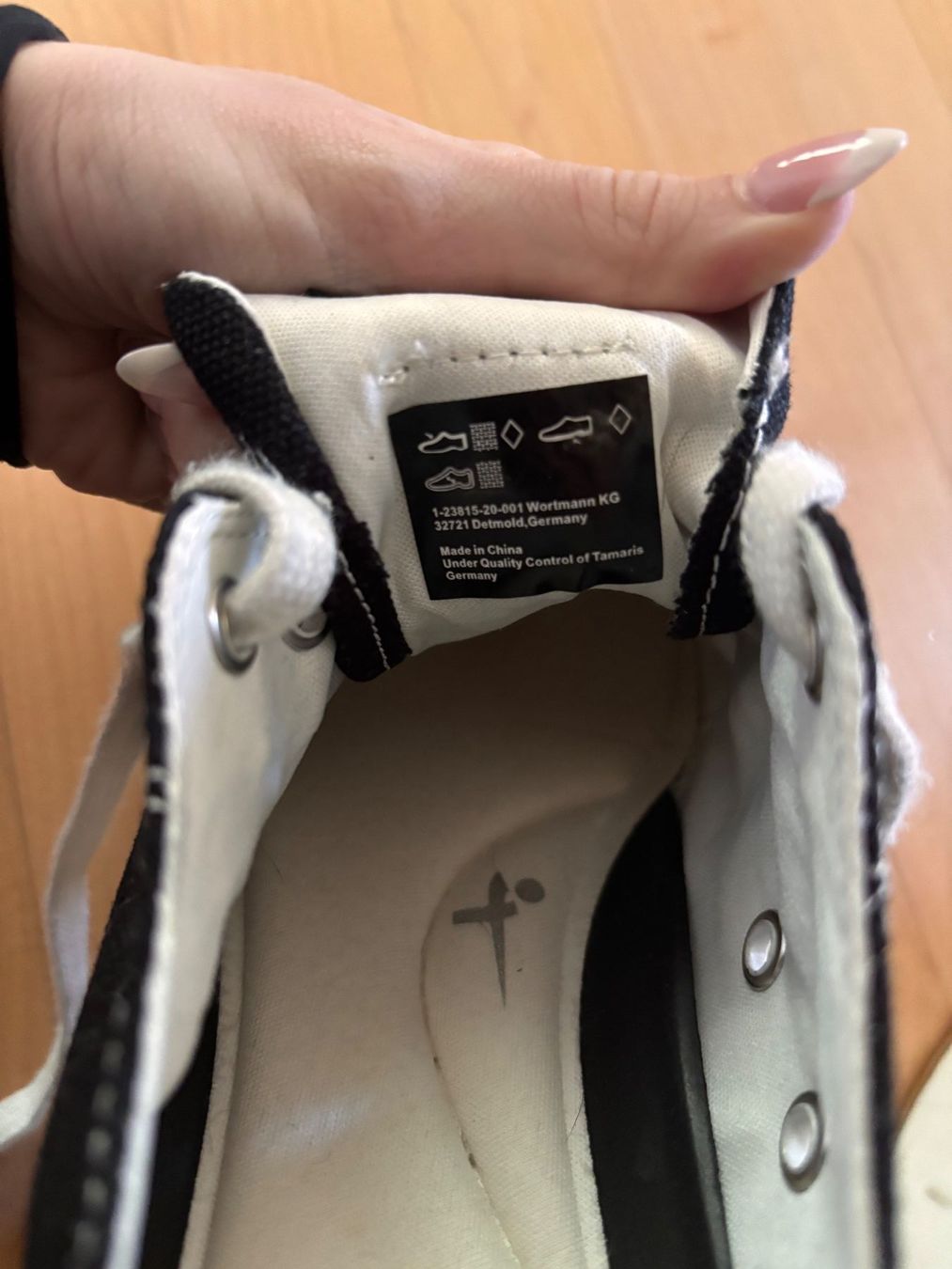 Tamaris Damenschuhe: Sneaker Tamaris Grösse 40 – Gebraucht aus Chur von lumerina 3