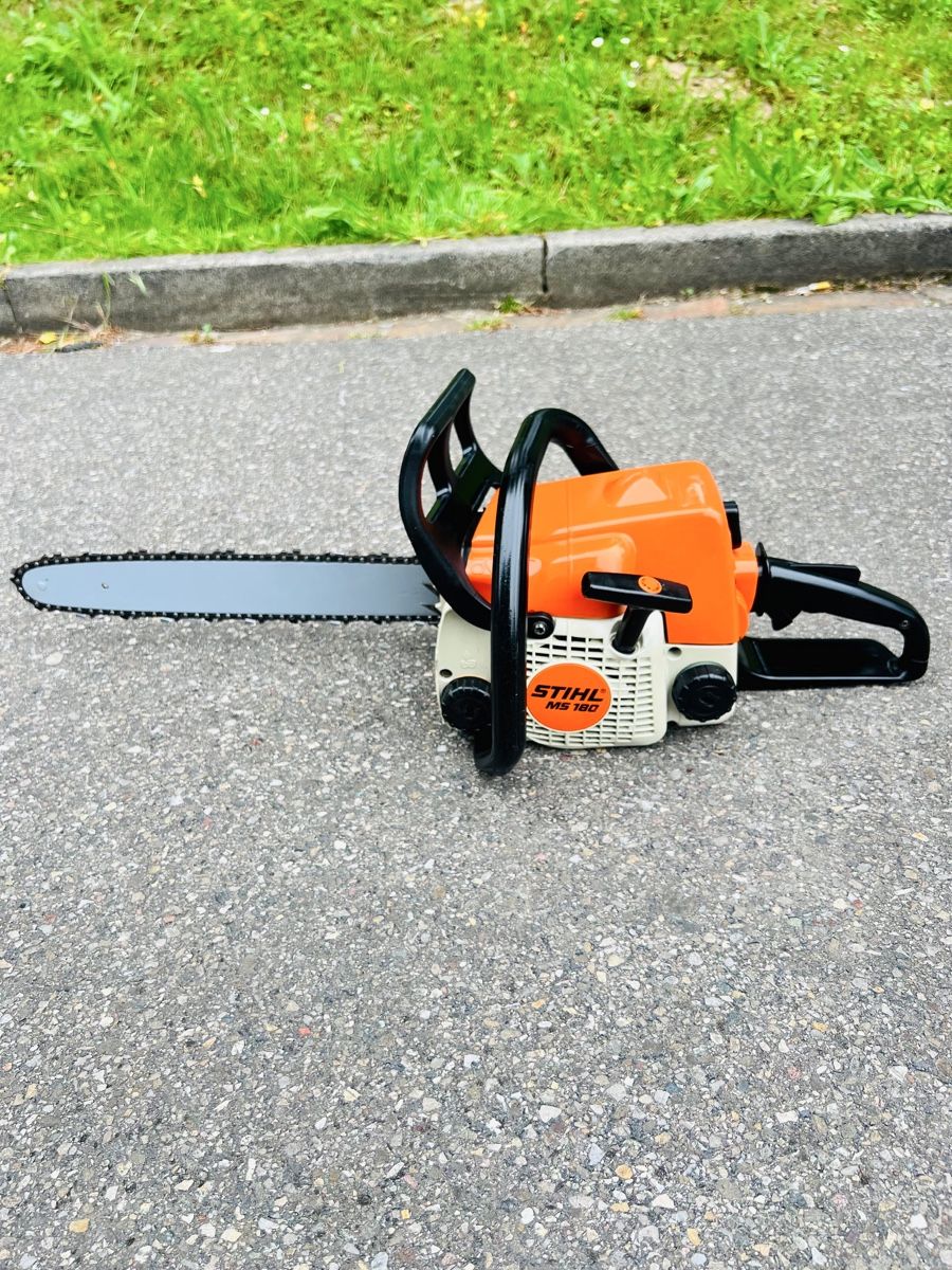 Stihl Seghe: Motorsäge Stihl MS 180 – Usato da Urdorf venduto da mas_5wfz 6