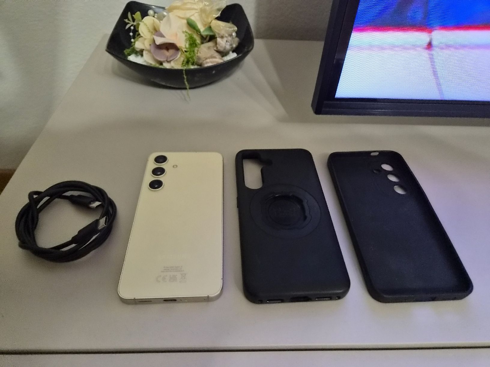 Samsung Handys / Smartphones: SAMSUNG GALAXY S24 – Gebraucht aus Geroldswil von drg_qvr7 6