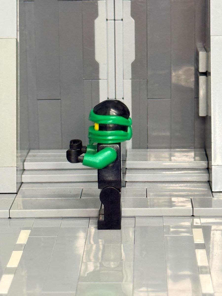 Lego Statuette: LEGO NINJAGO Lloyd - Skybound (njo0209) – Usato da Ottikon b.Kemptth. venduto da rom_f25z 3