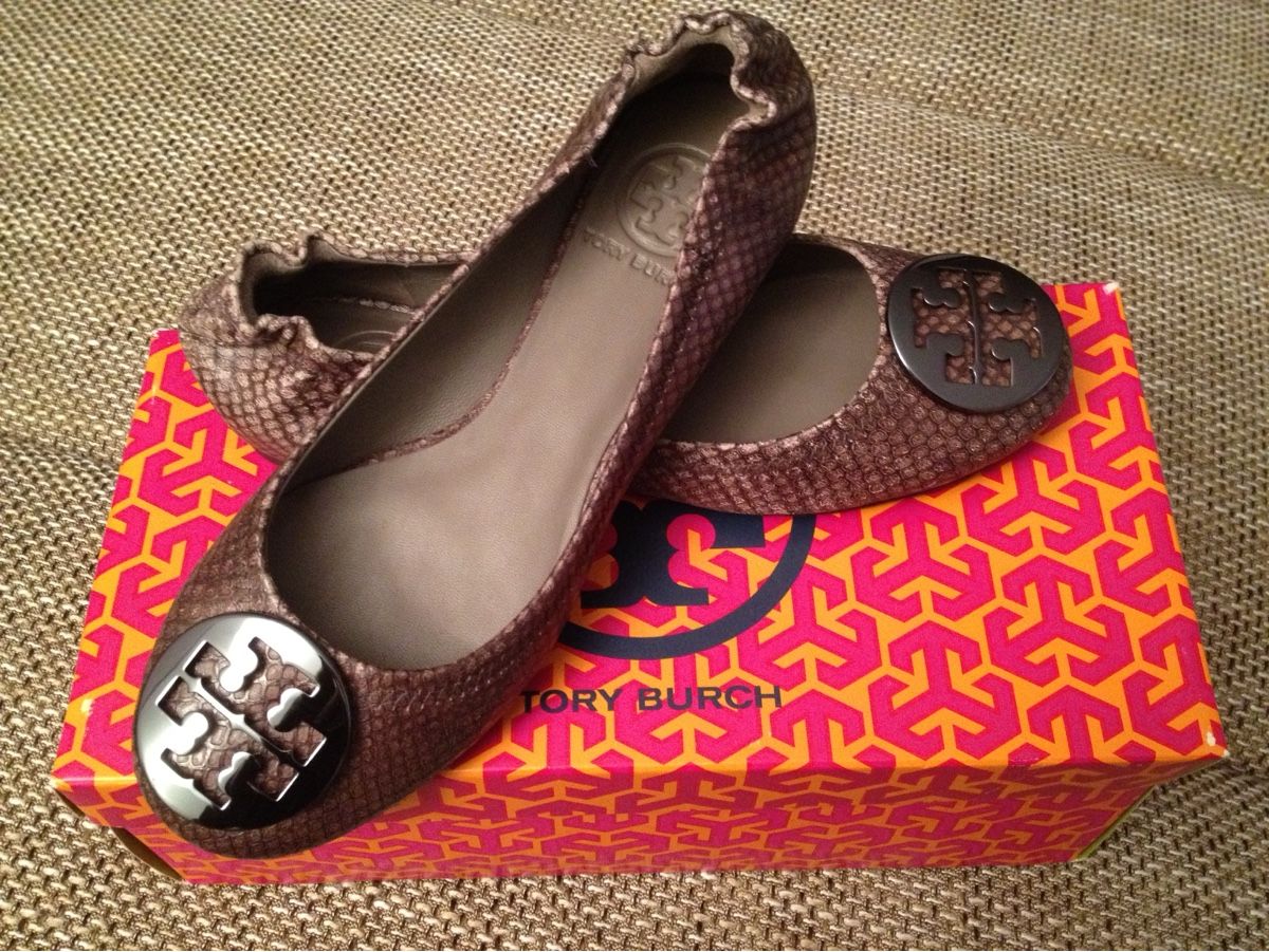 Tory Burch Scarpe da donna: Tory Burch Ballerinas grau Gr. 37 – Usato da Oberengstringen venduto da Simone_Ro