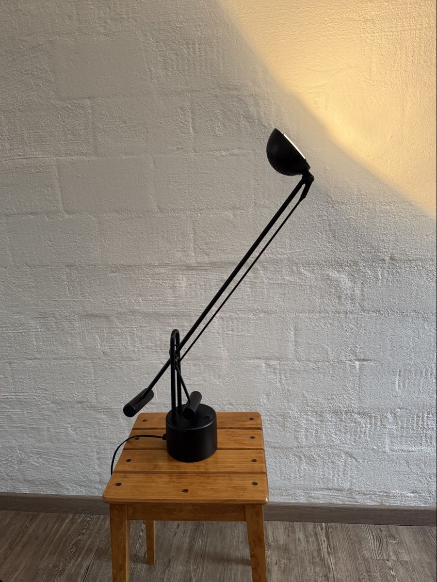 Lampade: Schwarze Tischlampe – Usato da Burgdorf venduto da shana_burgdorf 2