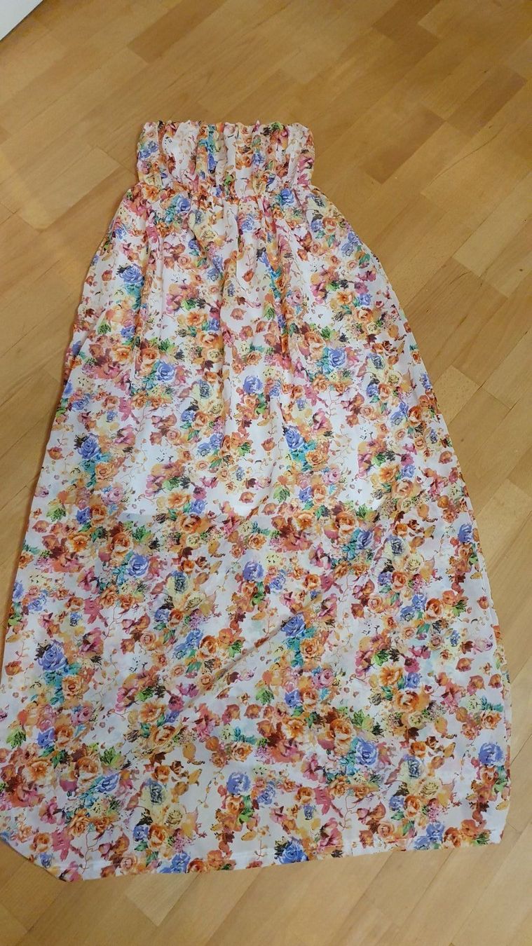 Kleider: 🌺Maxi Kleid🌺 Größe 38-40🌺 – Gebraucht aus Wald ZH von CapLux 9