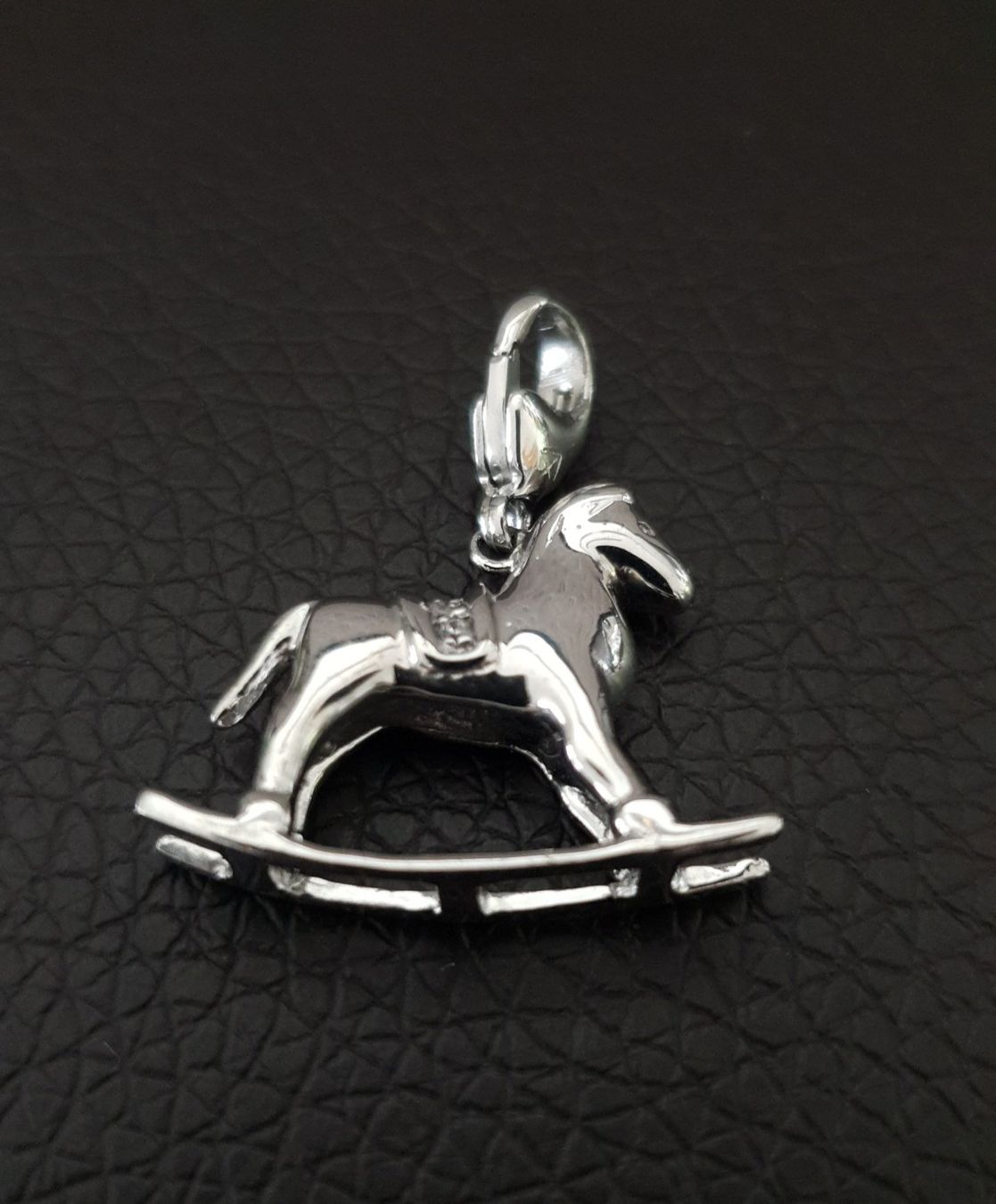 Ciondoli: Silber 925 Charm "Schaukelpferd"  - NEU – Nuovo e nell'imballaggio originale da Uetikon am See venduto da Coralreef 2