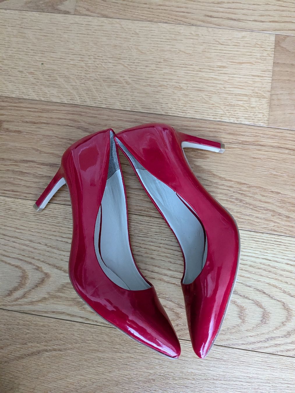 Scarpe da donna: BCBGeneration rote Lack Pumps Gr. 36 – Usato da Winterthur venduto da Prishy 2