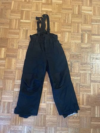 Schwarze Skihosen, Grosse 128/134
