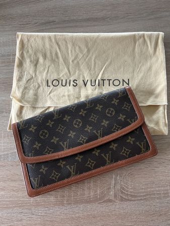 Louis Vuitton Pochette Vintage, authentique, parfait état!