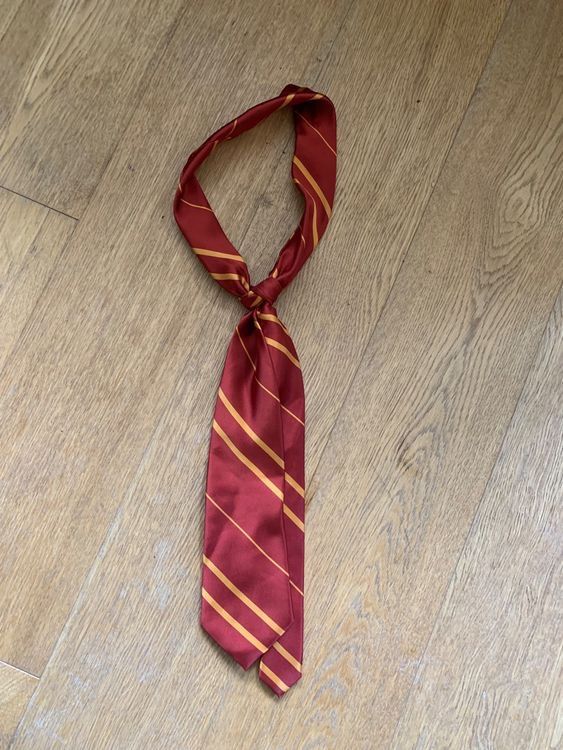 Costumi: Original Harry Potter Schuluniform Gryffindor – Usato da Gattikon venduto da Sunfloor 5