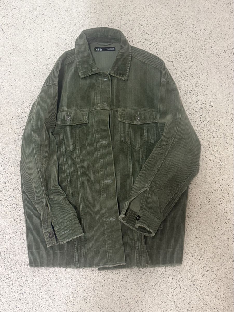 Zara Jacken: Zara Manchester Jacke – Gebraucht aus Zürich von ChickenNuget