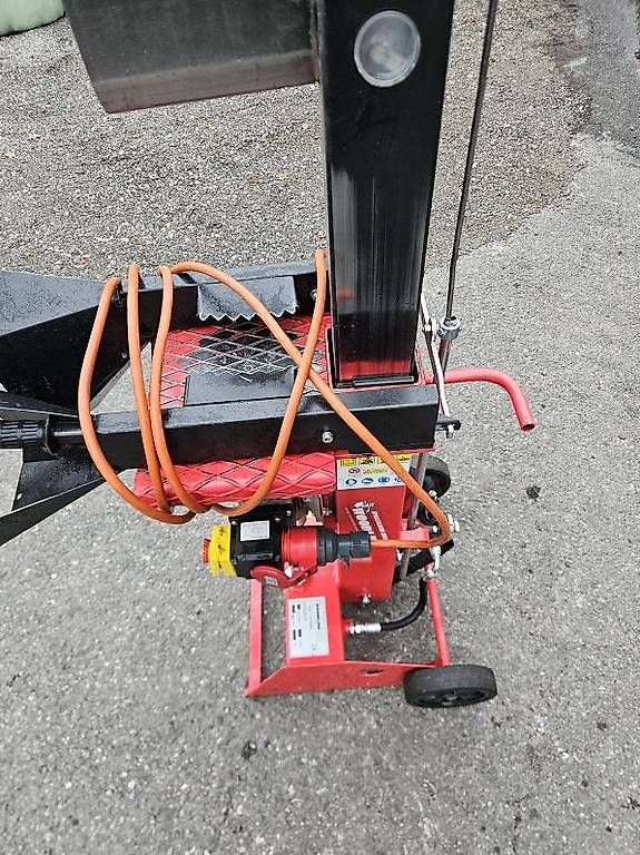 Tutte le macchine: Holzspalter 6 Tonnen – Usato da Schwarzenegg venduto da Stakro 3