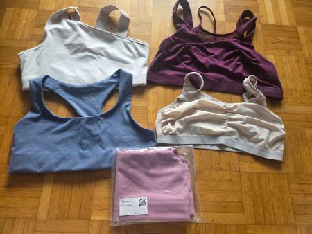Sport-BHs/Tops Gr. M, 1x neu