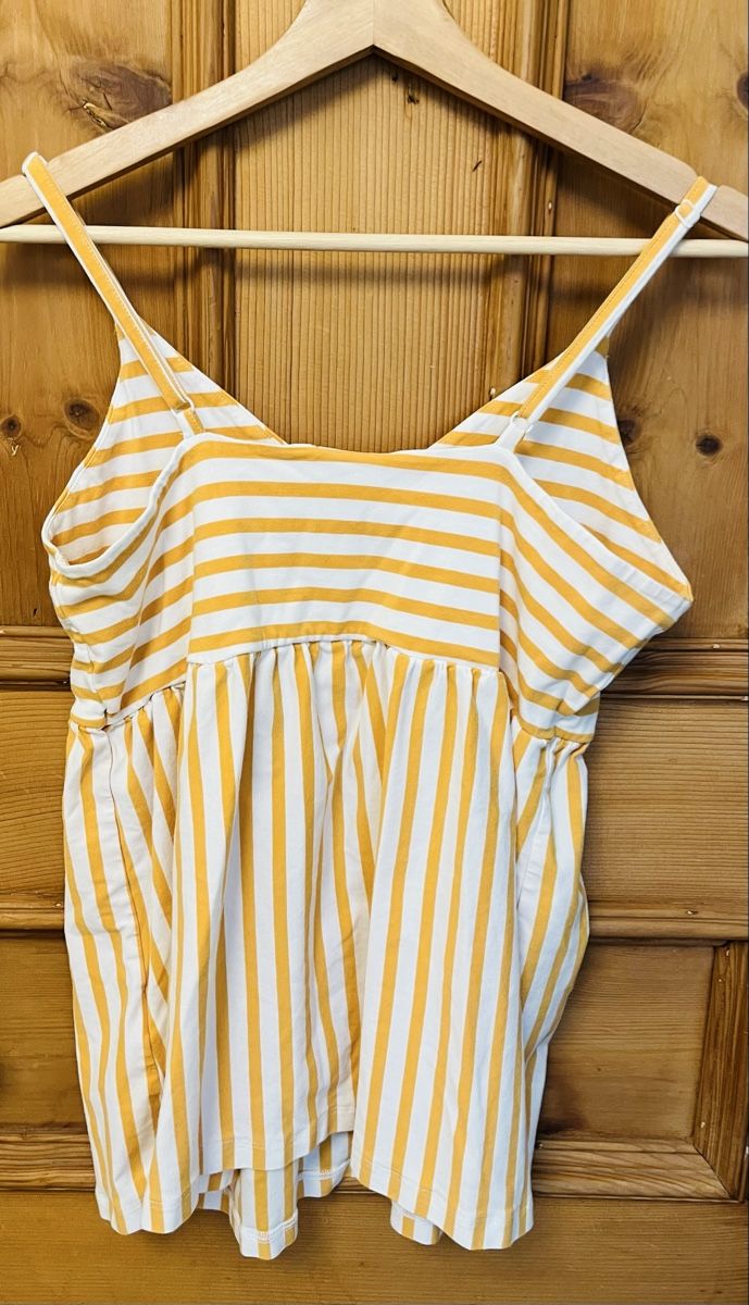 Mamalicious Top: Mamalicious Schwangerschaft Top - Grösse M – Usato da Chur venduto da kar_rhc7 2