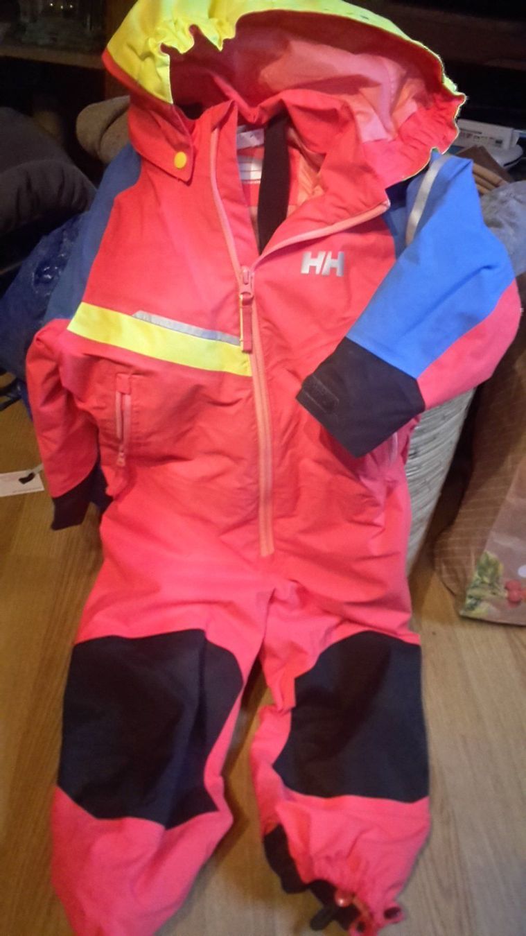 Completi: Helly Hansen Spielanzug G – Nuovo (secondo la descrizione) da Schwarzenburg venduto da Sunny0290