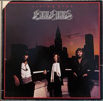 BEE GEES - LIVING EYES - 33 Tours