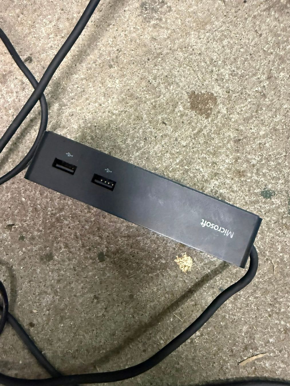 Microsoft Docking station: Original Microsoft Surface Notebook Docking Station – Usato da Bern venduto da diesdastrallala 4