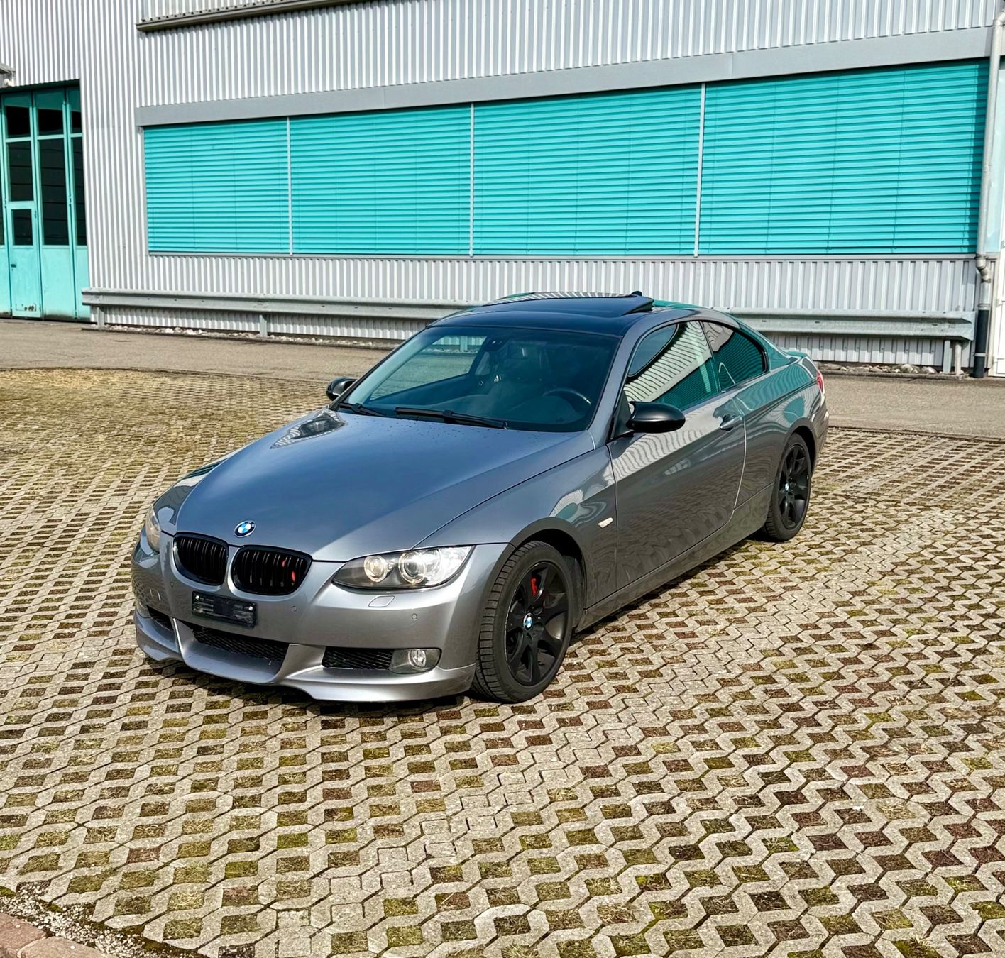 BMW Autos: BMW 335xi e92 – Gebraucht aus Wald ZH von mai_97pf