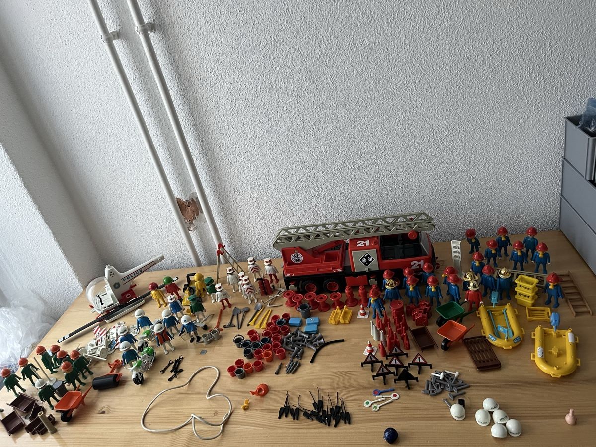 Playmobil Giocattoli: Playmobil Feuerwehr Polizei Bau  – Usato da Frauenfeld venduto da adj04