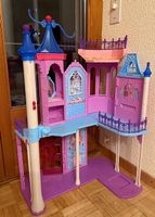 Grosses, pinkes Puppenschloss - Spielspass für Kinder!