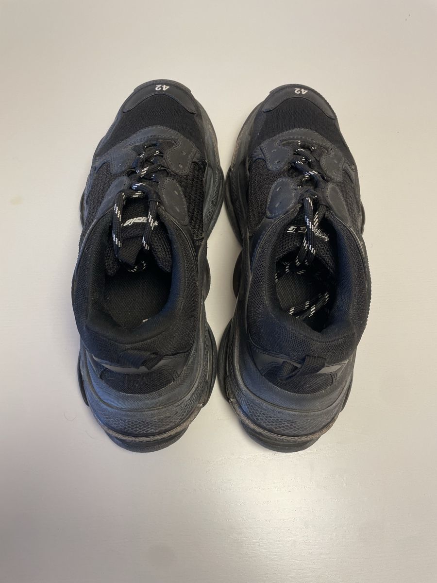 Balenciaga Scarpe da uomo: Balenciaga Triple S Black – Usato da Wünnewil venduto da FlavioMGK 4