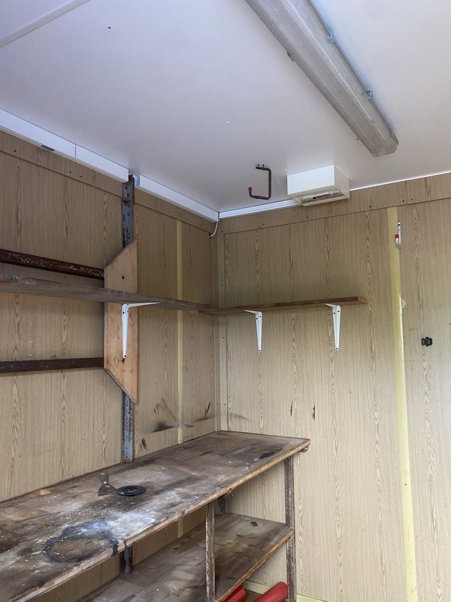 Conteneurs de construction: Bürocontainer  – D'occasion à Menzingen par Edelmuni7 2