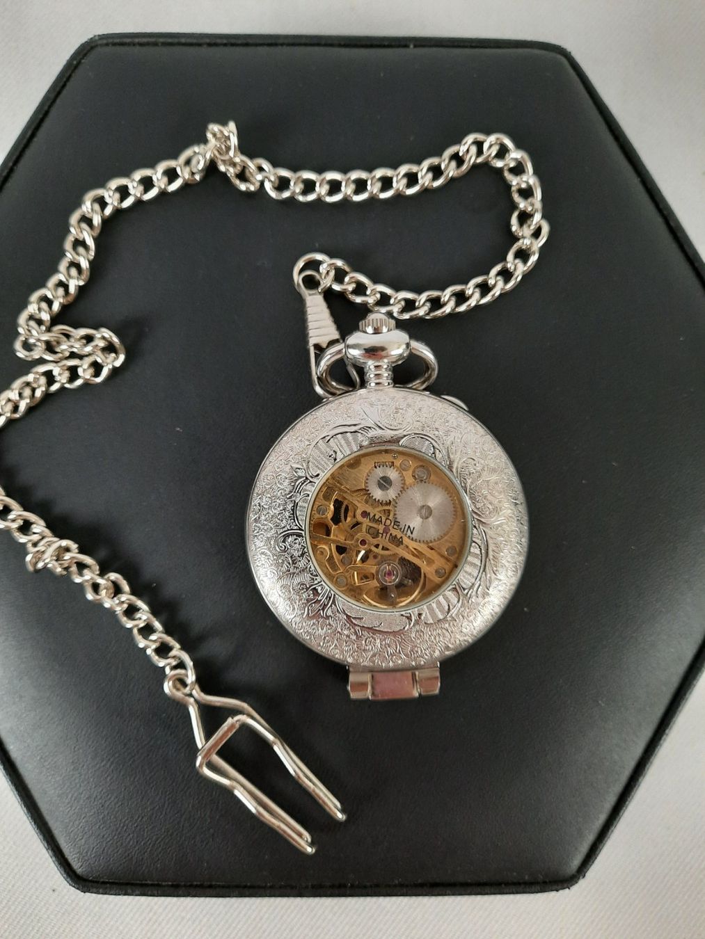 Uhren: Skelette-Taschenuhr – Gebraucht aus Beinwil am See von Restwert_Beinwil 1
