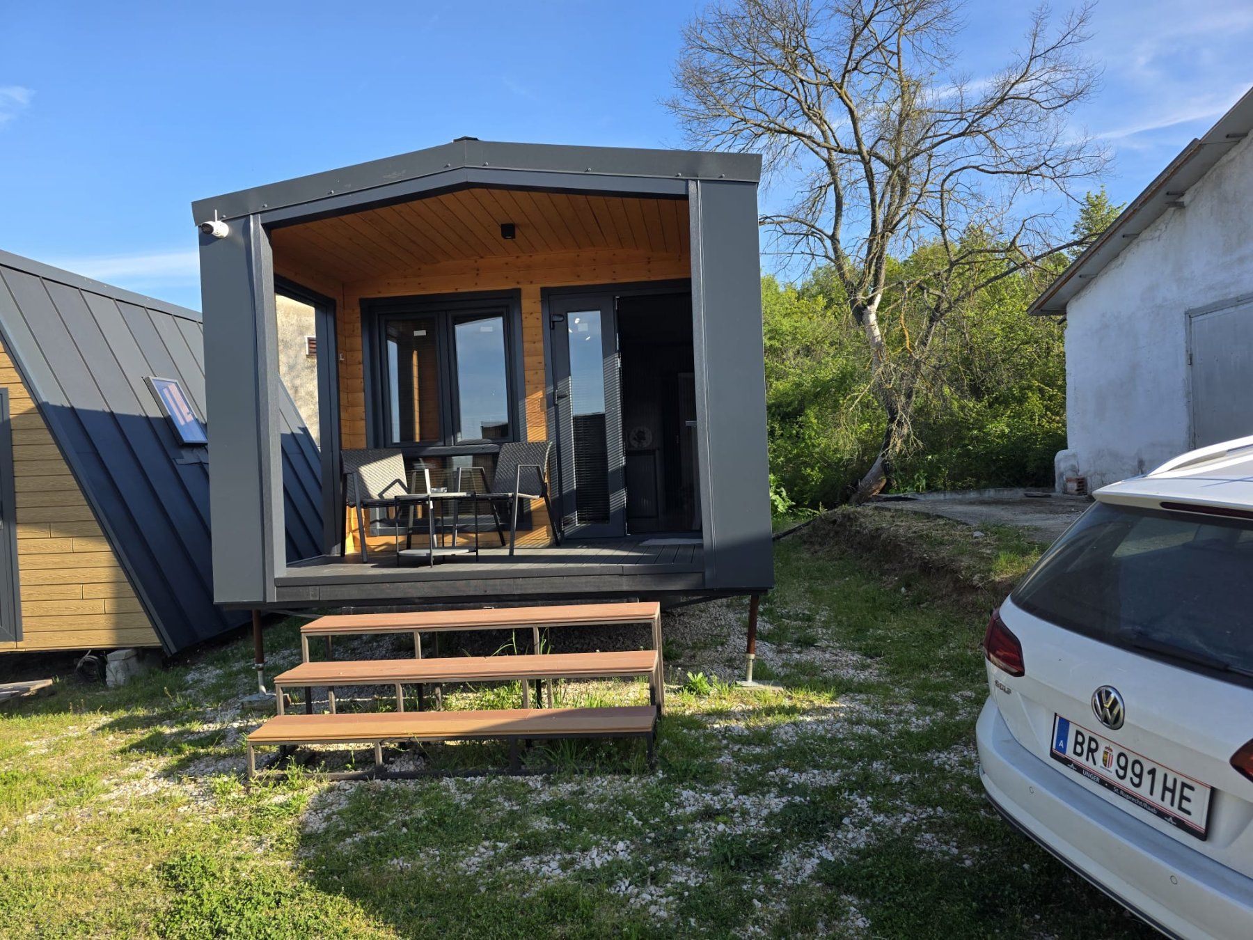 Mobilhome: Modernes Haus auf Rädern – Nuovo e nell'imballaggio originale da Moosdorf venduto da Top_Baucont_GmbH. 2