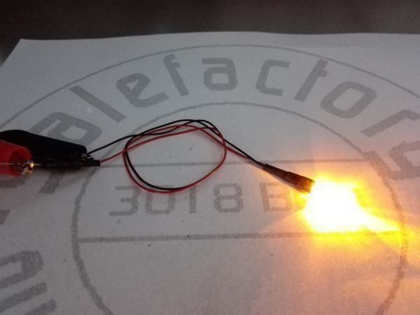 Componenti elettronici: LED klar/gelb 3mm 12V verkabelt – Nuovo (secondo la descrizione) da Luzern venduto da Salefactory