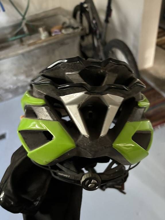 Casques: Casco da MTB bontrager  – D'occasion à Castel San Pietro par sab_kdt9 2