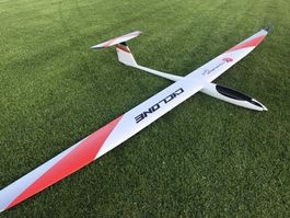 CYCLONE Robbe 5,5 mètre + 2 Lipos