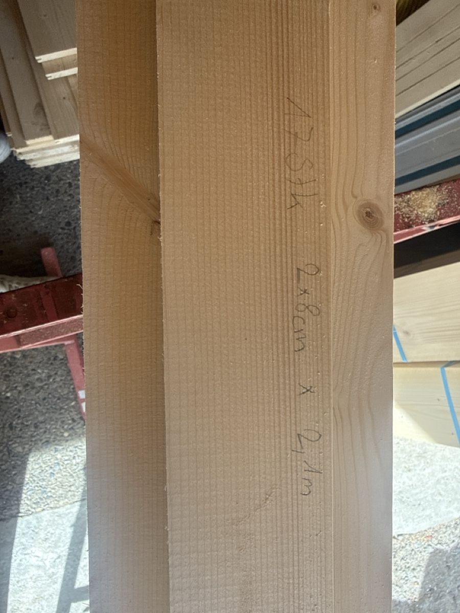 Articles en bois: Holzlatten  – D'occasion à Langnau i. E. par Acrjl 1