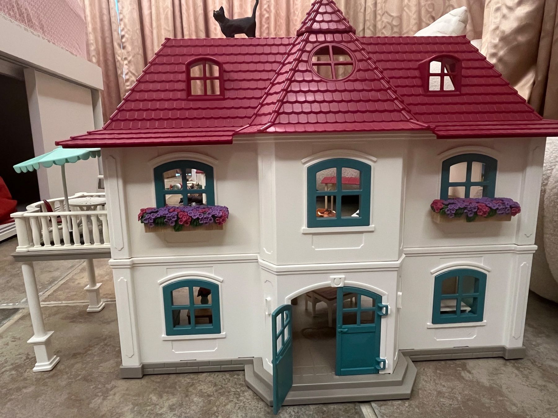 Schleich Giocattoli: Schleich Pferdehaus und Stall – Usato da Zürich venduto da Nellyliva01 1