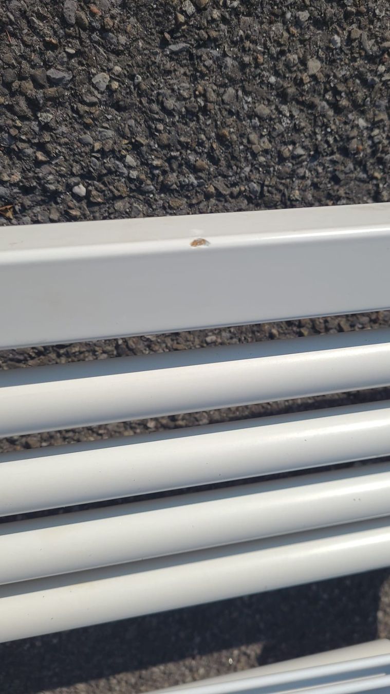 Radiatori: Handtuchradiator – Usato da Enggistein venduto da Pingu0110 3