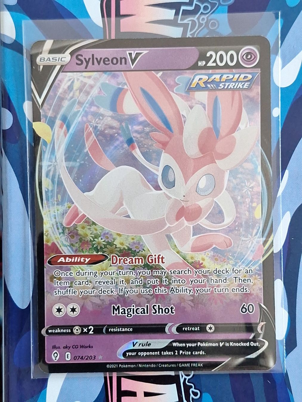 Pokémon Carte collezionabili: Sylveon V - Evolving Skies - #4 – Usato da Altstätten SG venduto da GGsGameshop
