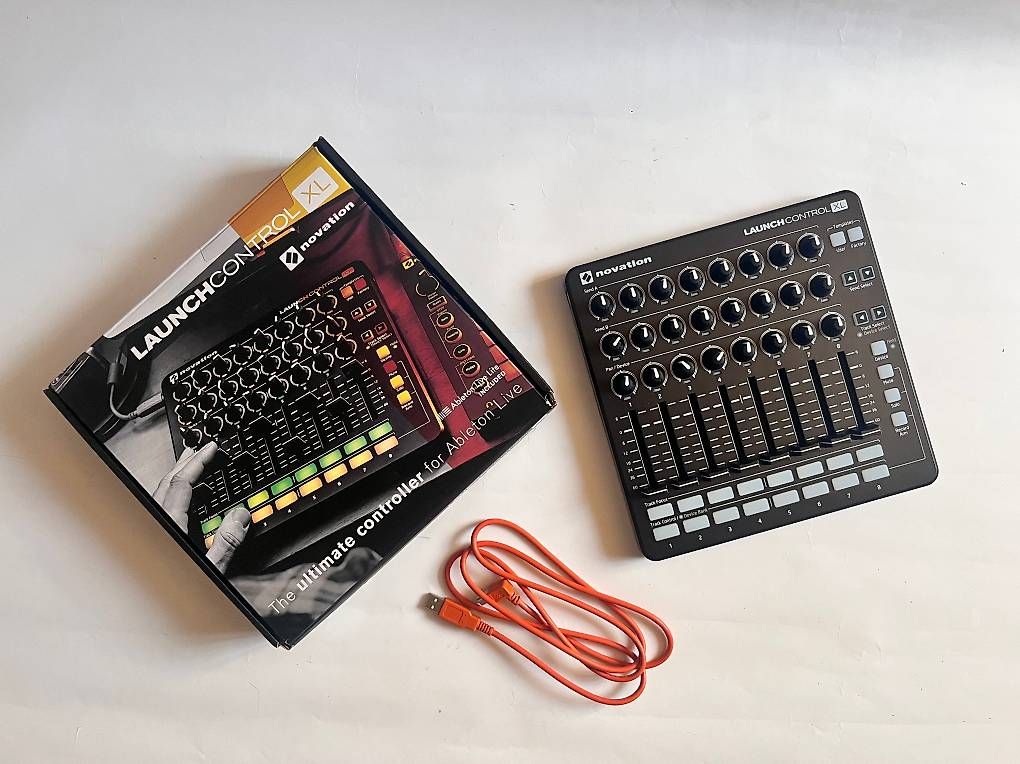 Strumenti musicali: Novation Launch Control XL MIDI Controller – Usato da Zürich venduto da Madshock