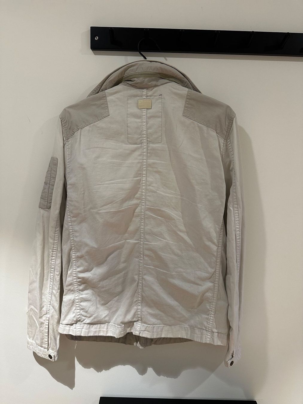 G-Star Jacken: G-Star jacke, weiss, Grösse: M – Gebraucht aus Küsnacht ZH von Johnina 2