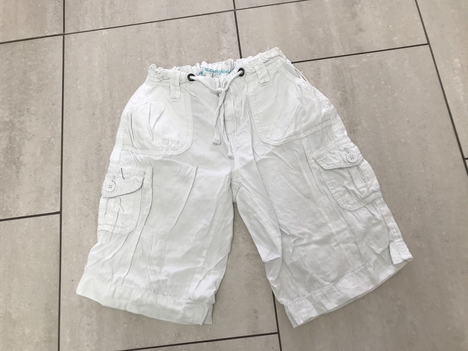 Pantaloni: Shorts weiss Leinen Gr.140 – Usato da Wädenswil venduto da JJ15