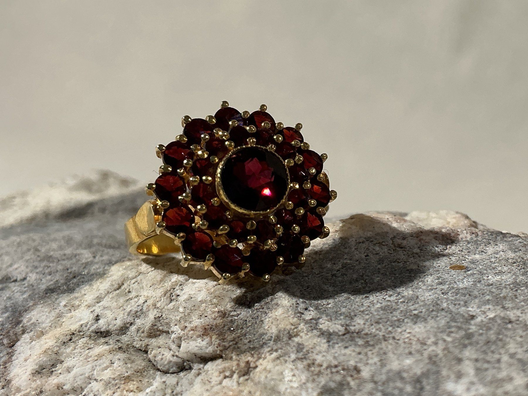 Anelli: BÖHMISCHER GRANATSCHMUCK Ring Gr. 56 – Nuovo (secondo la descrizione) da Richterswil venduto da Restwert_Richterswil 1