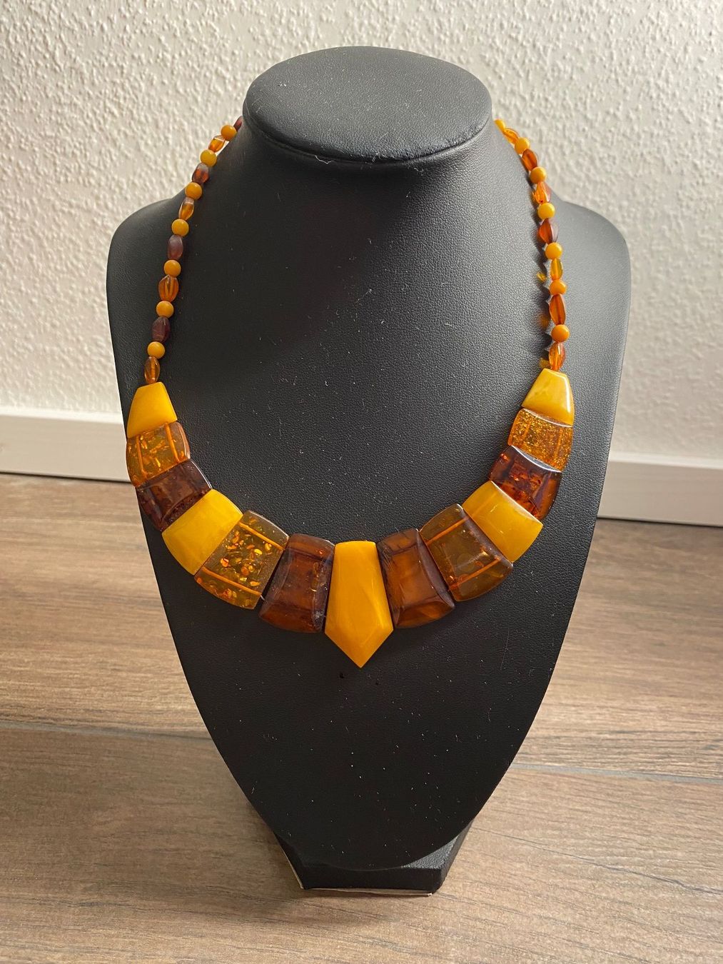 Catenine: Bernstein Halskette Collier Multicolor flach – Usato da Pratteln venduto da a23_j2gs 1