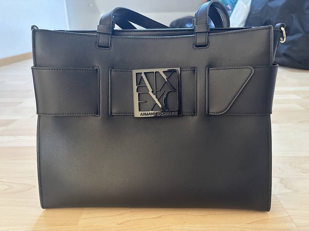 Armani Borse da donna: Handtasche Damen – Usato da Winterthur venduto da ivi.90