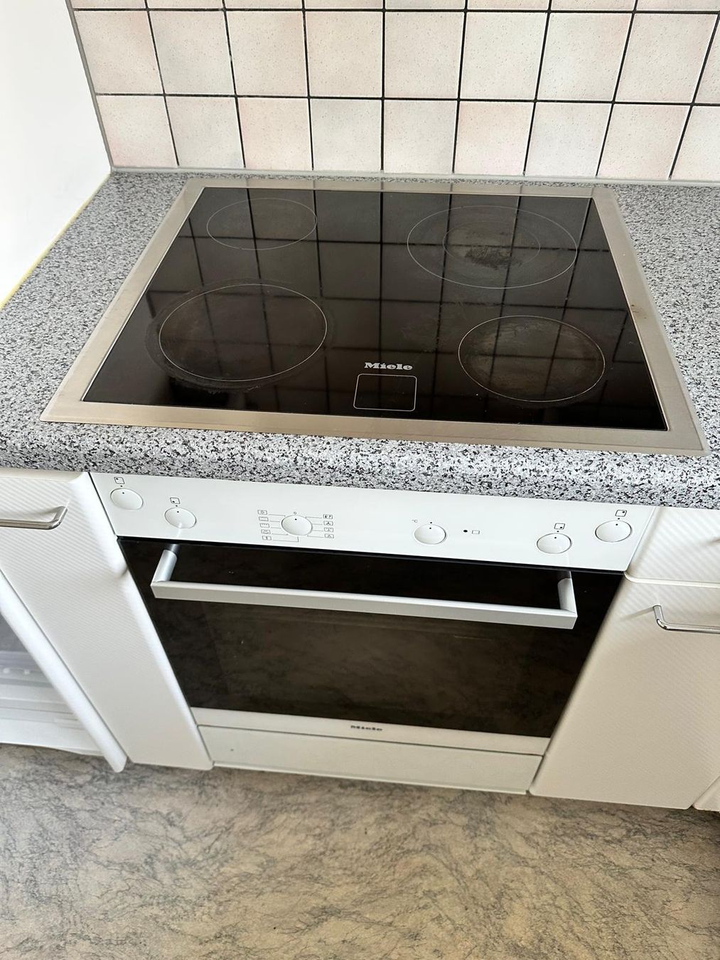 Miele Forni: Backofen mit Glaskeramik - Miele – Usato da Spreitenbach venduto da Space_X 3