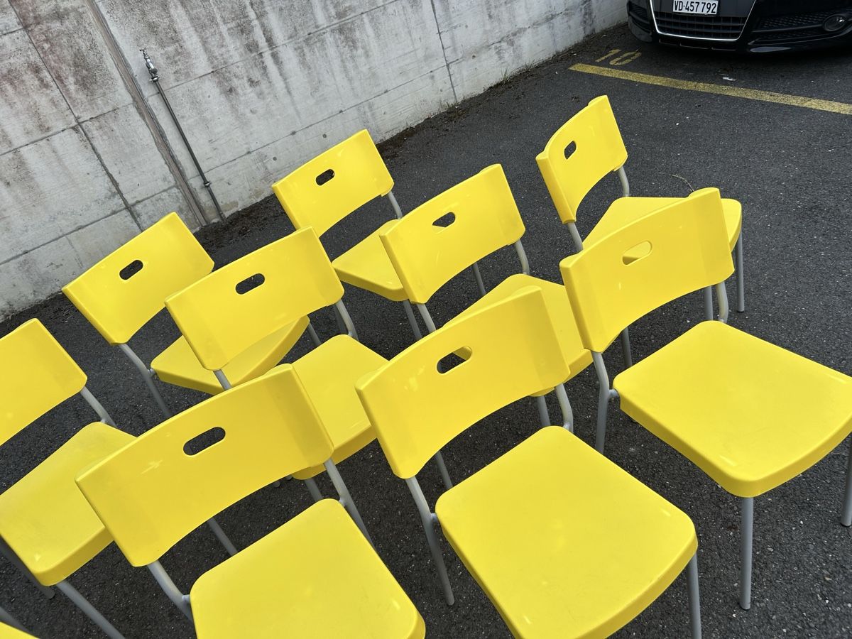Ikea Sedie: Lot de 10 chaises IKEA jaune vintage – Usato da Thierrens venduto da Bigla 2