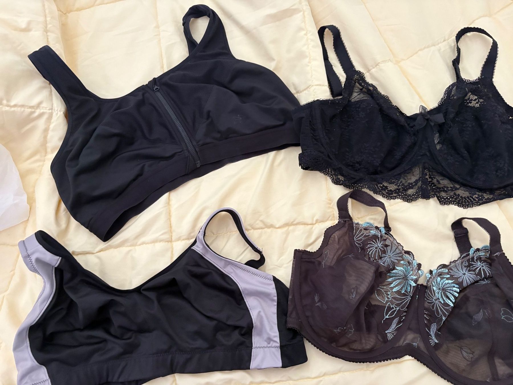 Altra biancheria intima: 4 Bh verschiedene Grössen Plus size – Usato da Zürich venduto da venusandmars