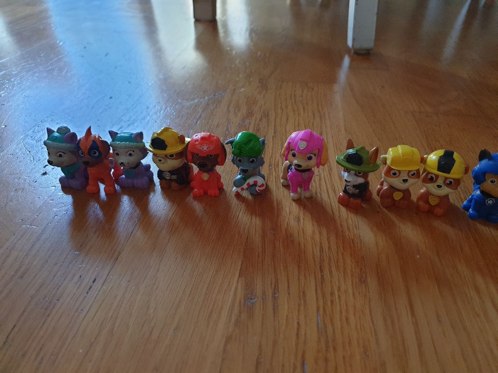 Statuette: 16 Paw Patrol Figuren – Usato da Ittigen venduto da Ziok187 2