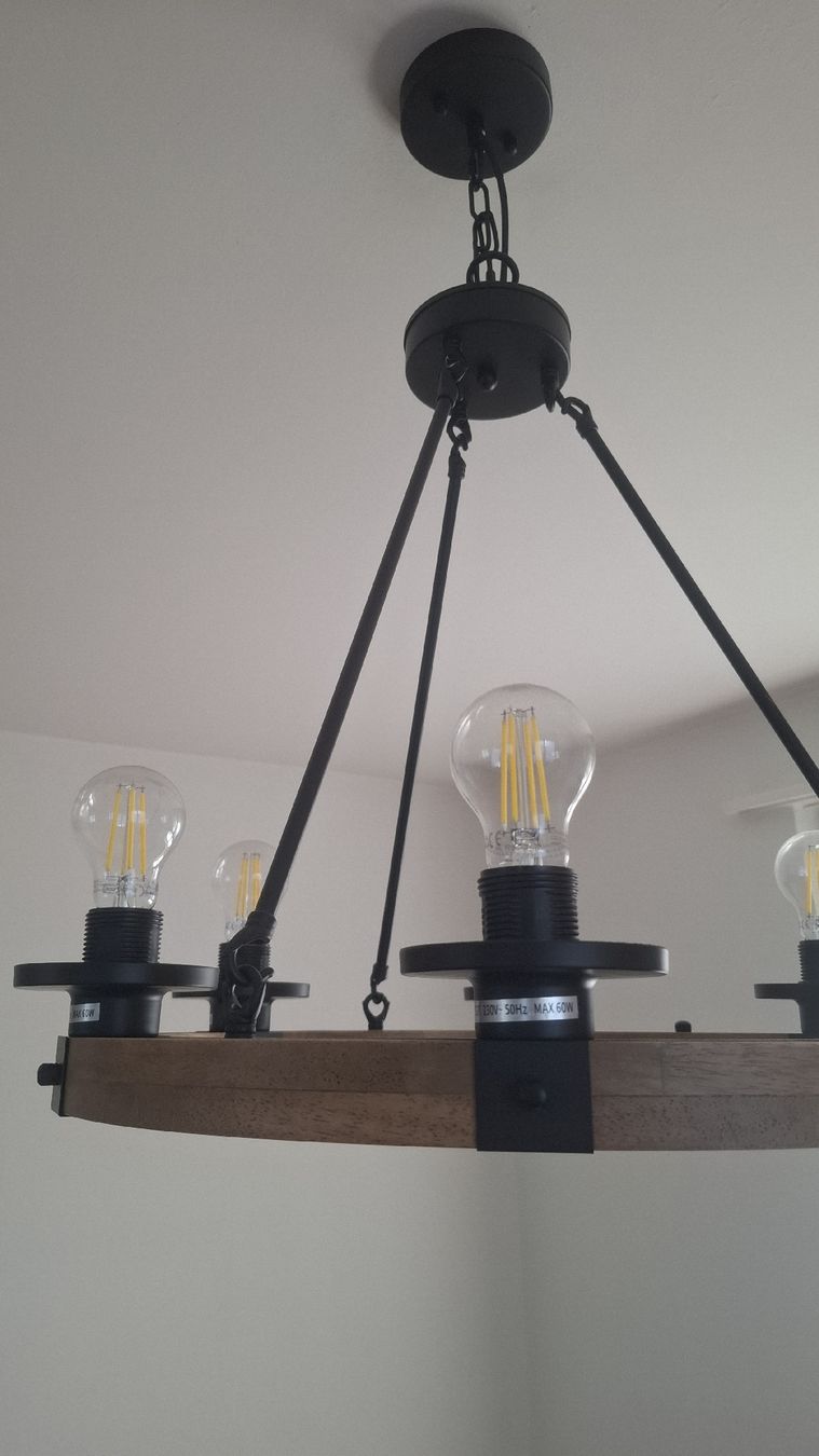 Lampade: Hängelampe aus Holz – Usato da Döttingen venduto da GCSCupertino 1