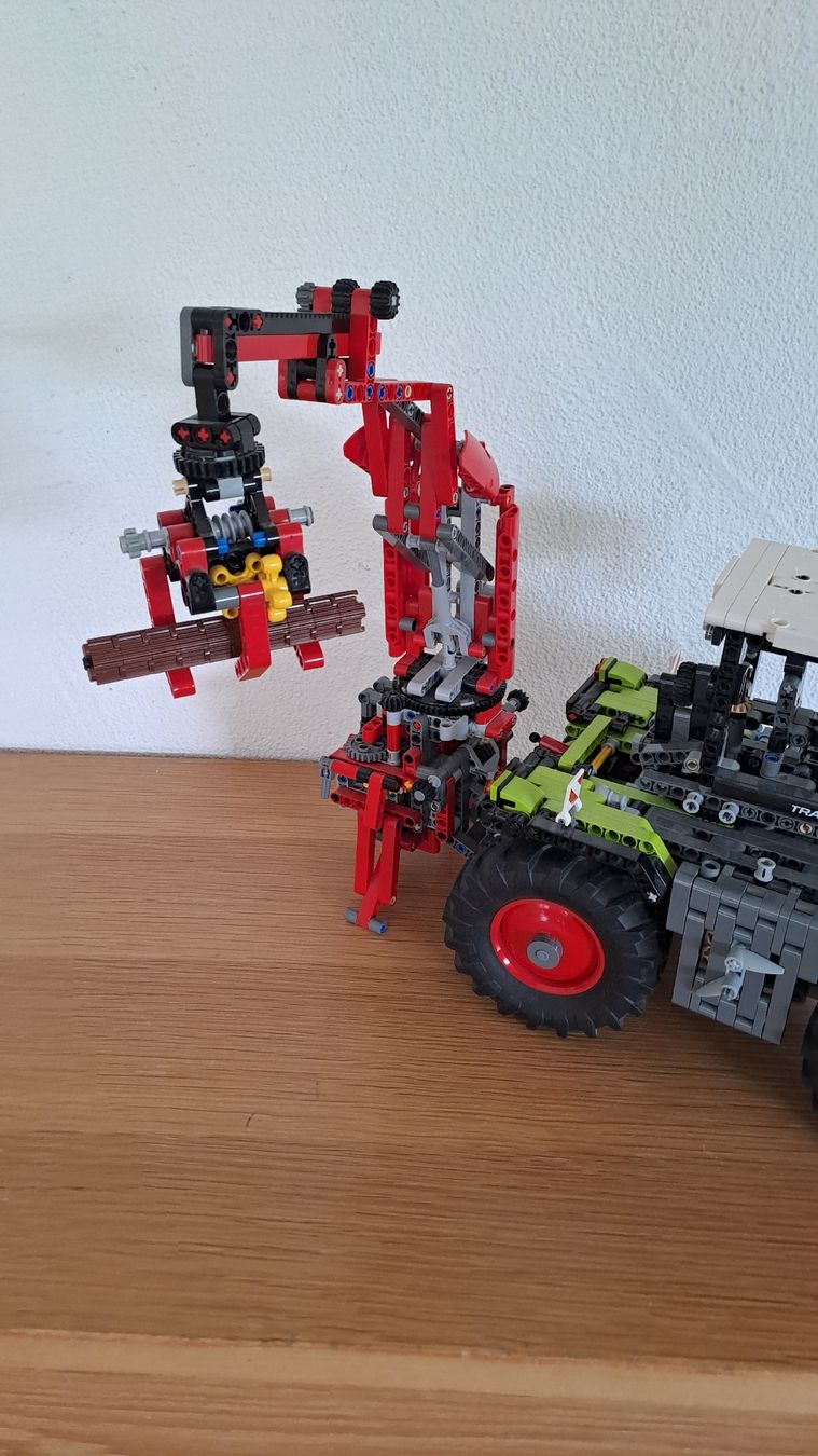 Lego Jouets: Lego Technic Claas 42054 – D'occasion à Unteriberg par 12Schneehasen 2